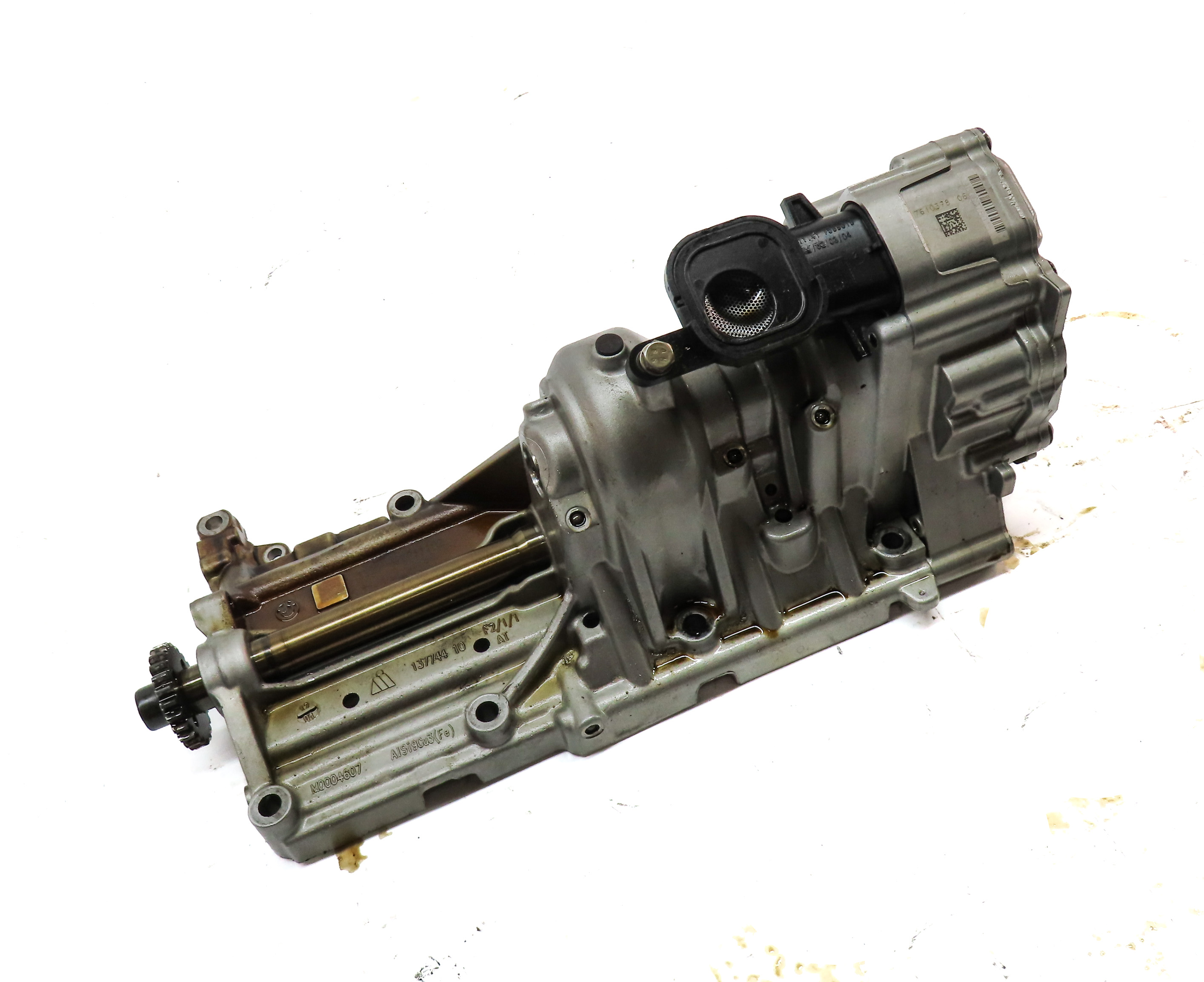 2012 BMW 328I (F30) 2.0L (N20) ENGINE MOTOR OIL FLUID PUMP w/ PICK UP TUBE — exact item pictured